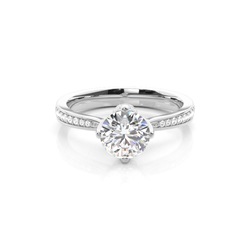 Diamant Verlobungsring in einer Krappenfassung mit medium Schulter Diamanten