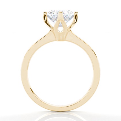 Moissanit ring in einer Krappenfassung