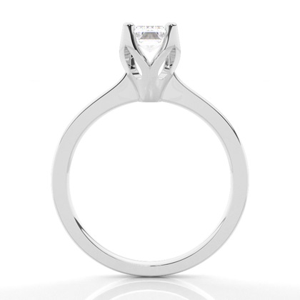 Moissanit ring in einer Krappenfassung