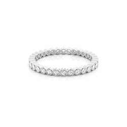 Eternity Diamant Ring in einer Zargenfassung