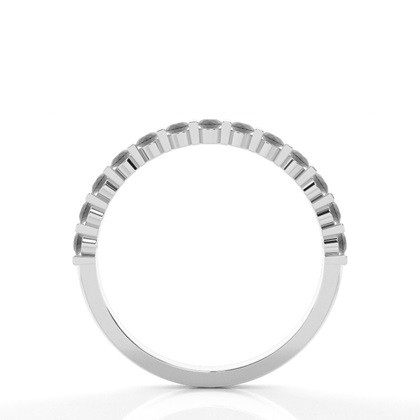 Halb Eternity Schwarzer Diamant Ring in einer Balkenfassung