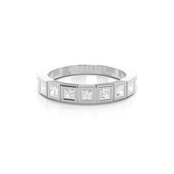Halb Eternity Diamant Ring in einer Zargenfassung