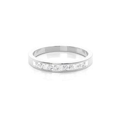 Halb Eternity Diamant Ring in einer Kanalfassung