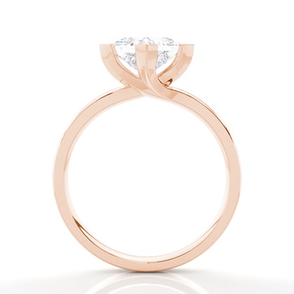 Moissanit ring in einer Krappenfassung