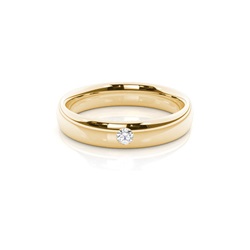 Studded Court Profile Comfort Fit Diamond Wedding Band