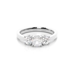 Trilogie-Diamant-Verlobungsring mit 4 Krappenfassungen