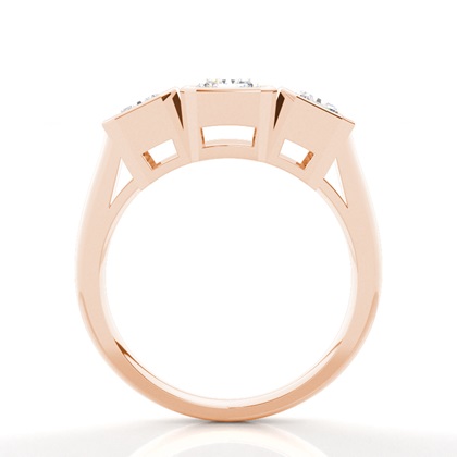 Drei Diamanten in einer Zargenfassung