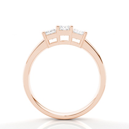 Drei Diamanten in einer Krappenfassung