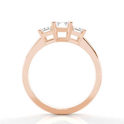 Drei Diamanten in einer Krappenfassung