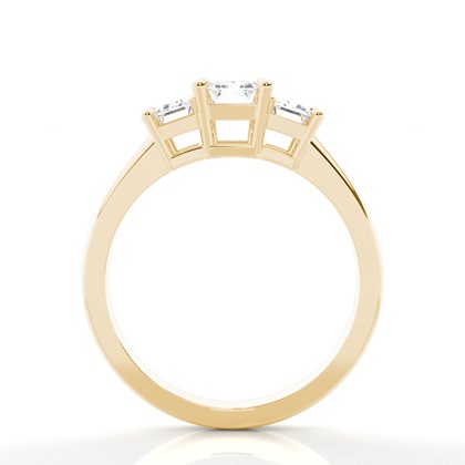 Drei Diamanten in einer Krappenfassung