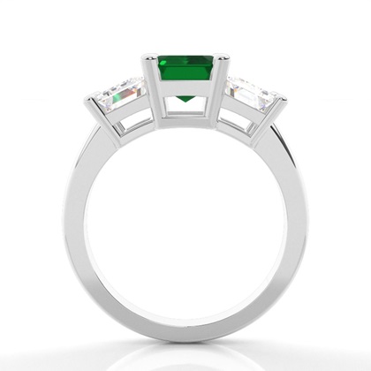 Drei Smaragde In Einer Krappenfassung