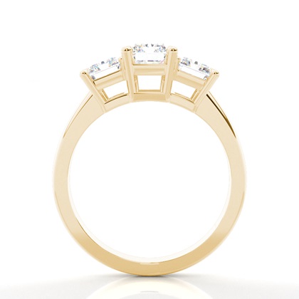 Strahlender Dimaond-Verlobungsring mit drei Steinen in Krappenfassung