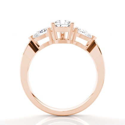 Drei Diamanten in einer Krappenfassung