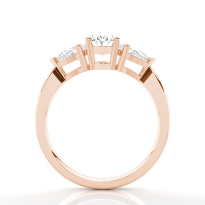 Ovaler und birnenförmiger Diamant-Verlobungsring mit drei Steinen in Krappenfassung