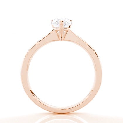 Moissanit ring in einer Krappenfassung