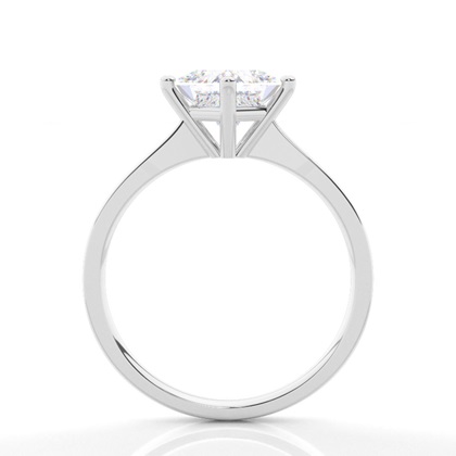 Moissanit ring in einer Krappenfassung