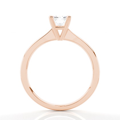 Diamantenring in einer Krappenfassung