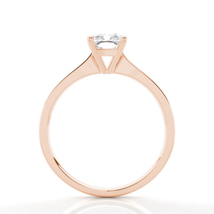 Diamantenring in einer Krappenfassung