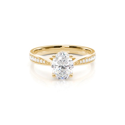 Oval Cut Diamond Rings