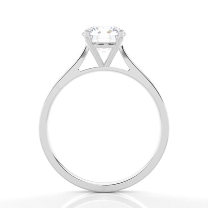 Moissanit ring in einer Krappenfassung