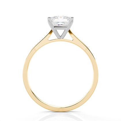 Diamantenring in einer Krappenfassung