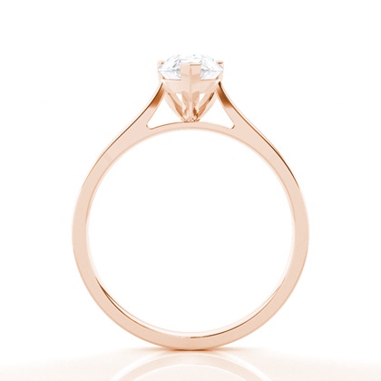 Moissanit ring in einer Krappenfassung