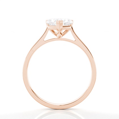 Diamantenring in einer Krappenfassung