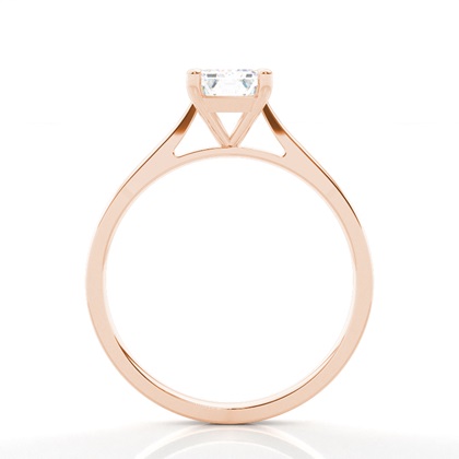 Diamantenring in einer Krappenfassung