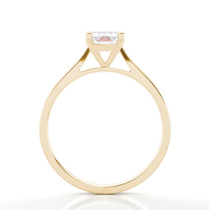 Moissanit ring in einer Krappenfassung