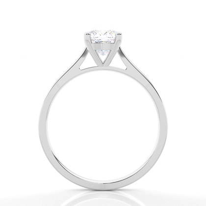 Moissanit ring in einer Krappenfassung