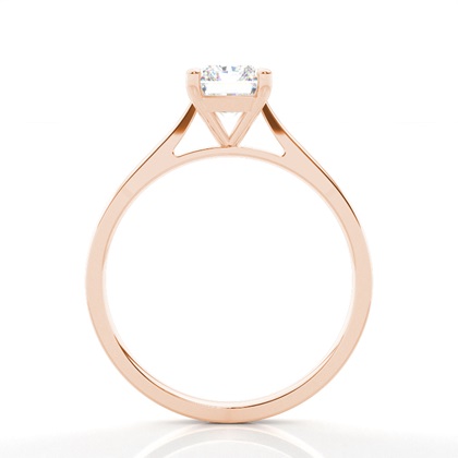 Diamantenring in einer Krappenfassung