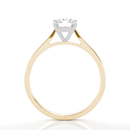 Diamantenring in einer Krappenfassung