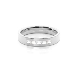 Flacher bequem geschliffener Diamant Trauring