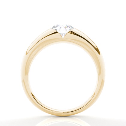 Dünner Moissanit Verlobungsring in einer Krappenfassung