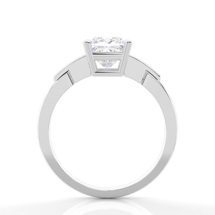 Moissanit ring in einer Krappenfassung