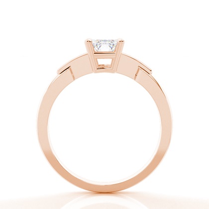 Moissanit ring in einer Krappenfassung