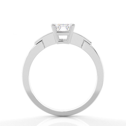 Moissanit ring in einer Krappenfassung