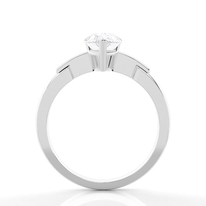 Moissanit ring in einer Krappenfassung