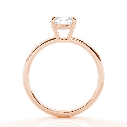 Moissanit ring in einer Krappenfassung