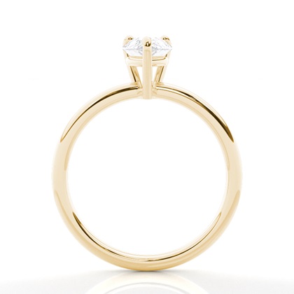 Moissanit ring in einer Krappenfassung