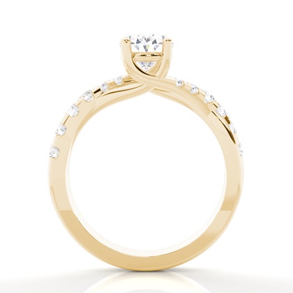 Oval Cut Diamond Rings