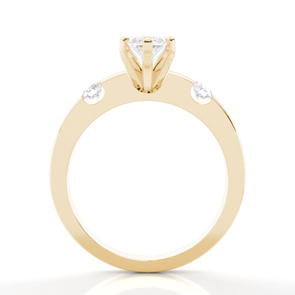 Drei Diamanten in einer Krappenfassung