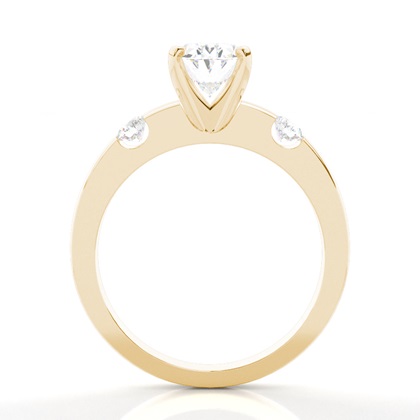 Drei Diamanten in einer Krappenfassung