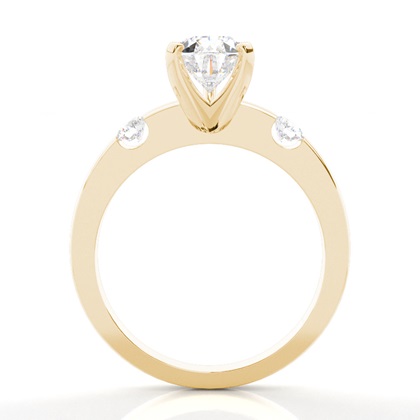 Drei Diamanten in einer Krappenfassung