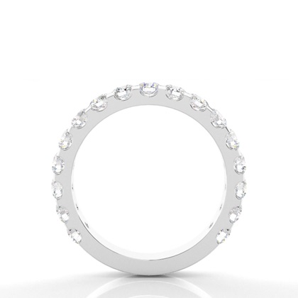 Diamantenring in einer Krappenfassung