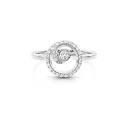 Runder Petite Diamantring in einer Zargen und Krappenfassung
