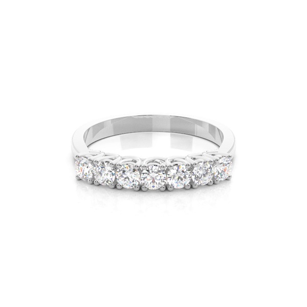 Anillo Liso De Siete Gemas Engarzado En 4 Garras