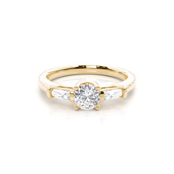 4 Prong Setting Plain Three Stone Ring