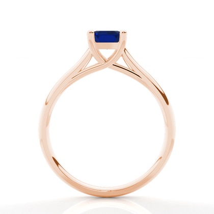 4-Stift-Verlobungsring in Smaragdform mit blauem Saphir