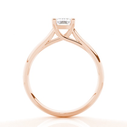 Moissanit ring in einer Krappenfassung